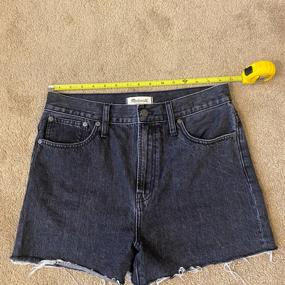 Madewell Black High-Rise Raw Hem Denim Shorts